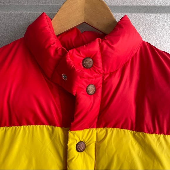 Mother NWT The Pillow Talk Tri Color Puffer Vest in Building Block - Picture 3 of 8